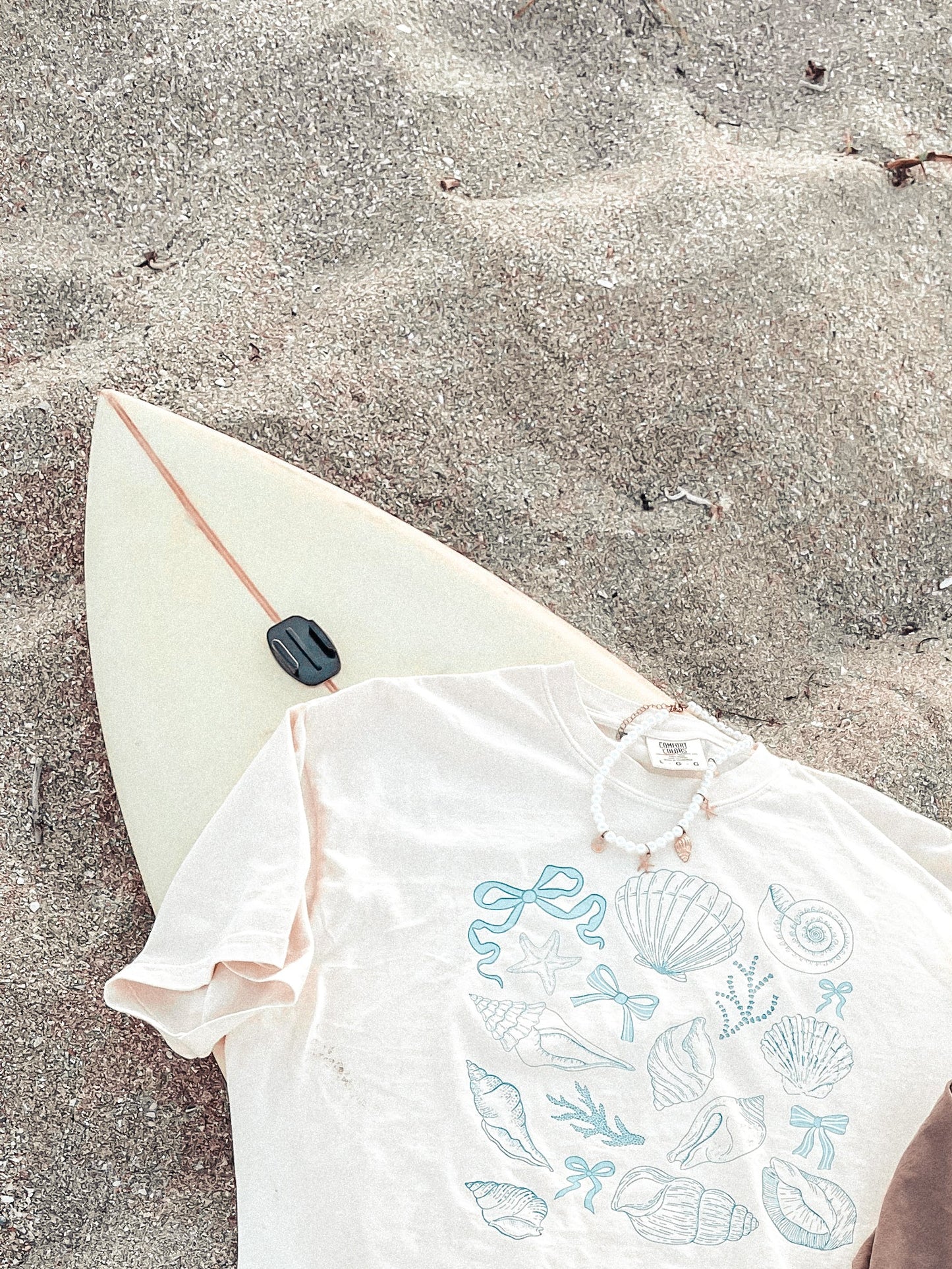 SEASHELLS & BOWS