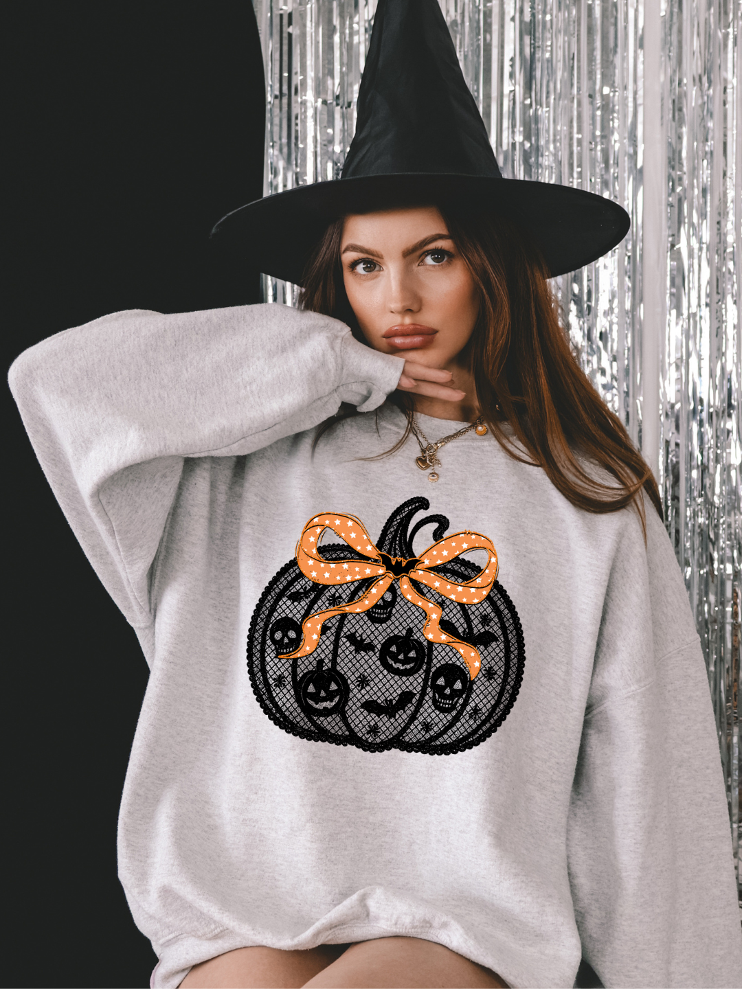 LACE PUMPKIN CREWNECK