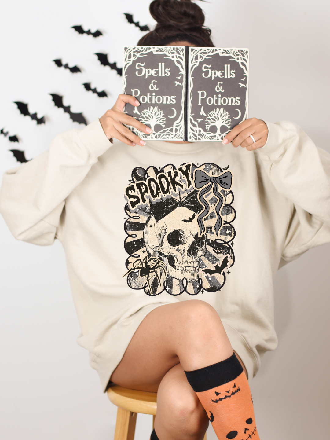 SPOOKY CREWNECK