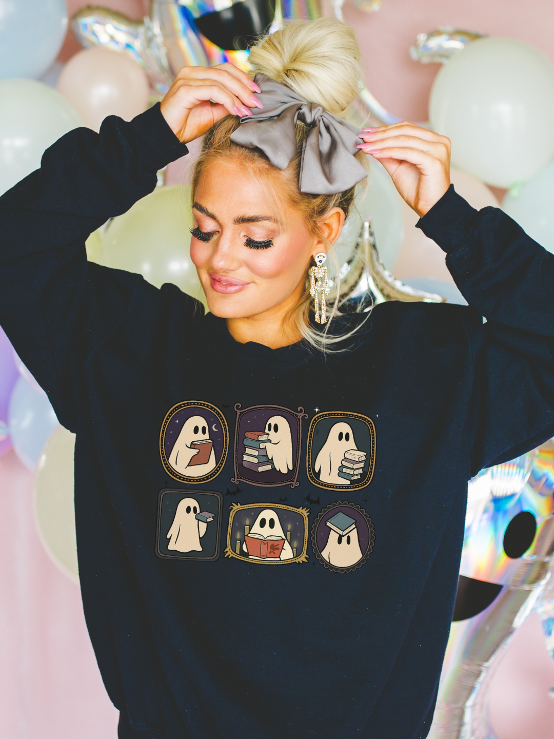 GHOST BOOKS CREWNECK