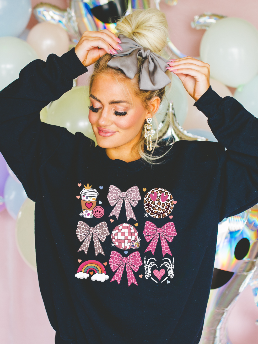HALLOWEEN DOODLE CREWNECK