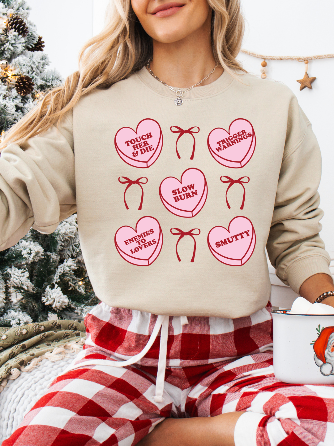 CANDY HEARTS CREWNECK