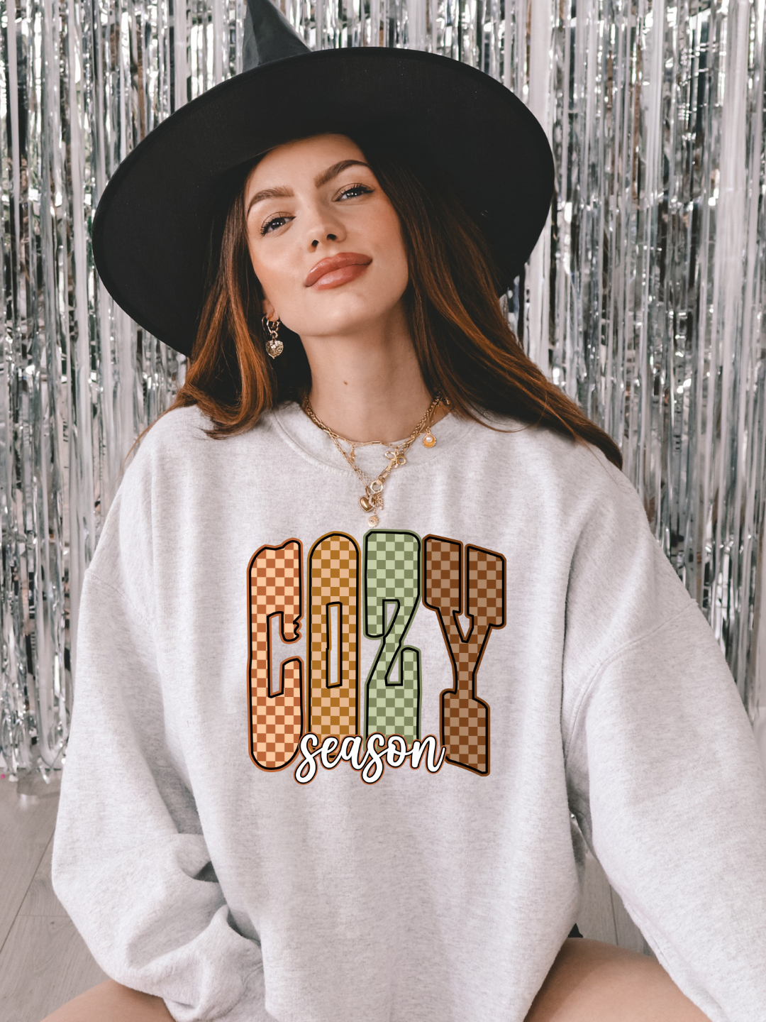 COZY SEASON CREWNECK