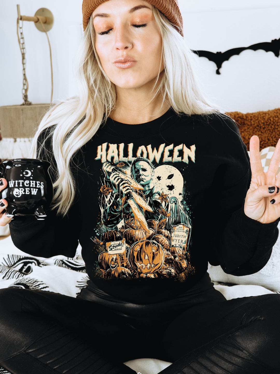 HALLOWEEN MM CREWNECK