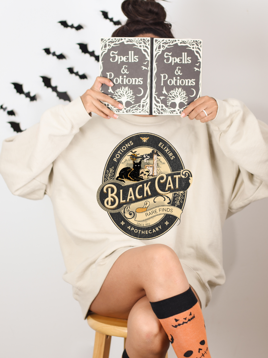 BLACK CAT CREWNECK
