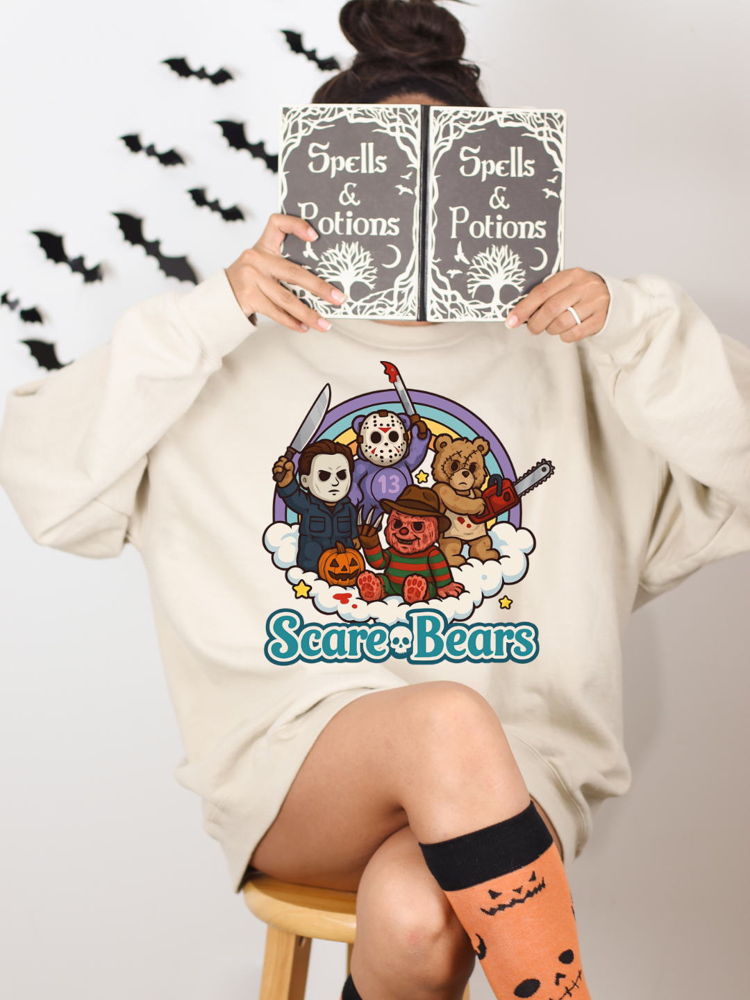SCARE BEAR CREWNECK