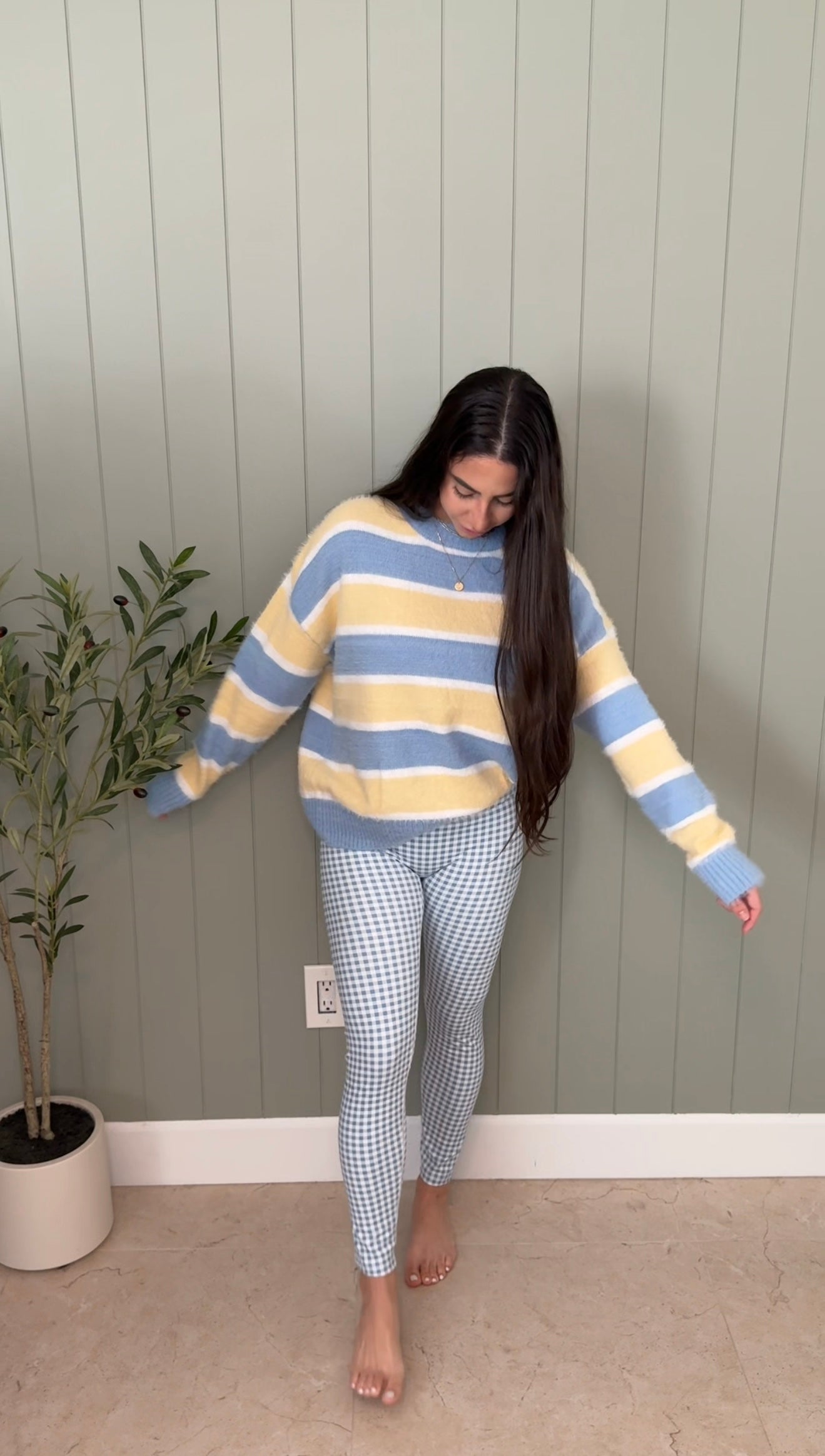 DOORBUSTER FUZZY KNIT SWEATER