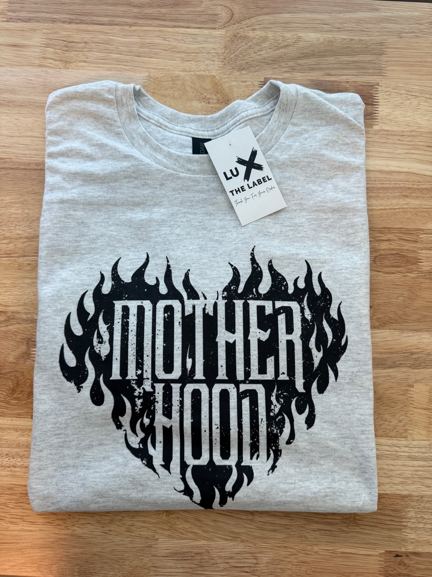 MOTHERHOOD FLAME HEART T-SHIRT