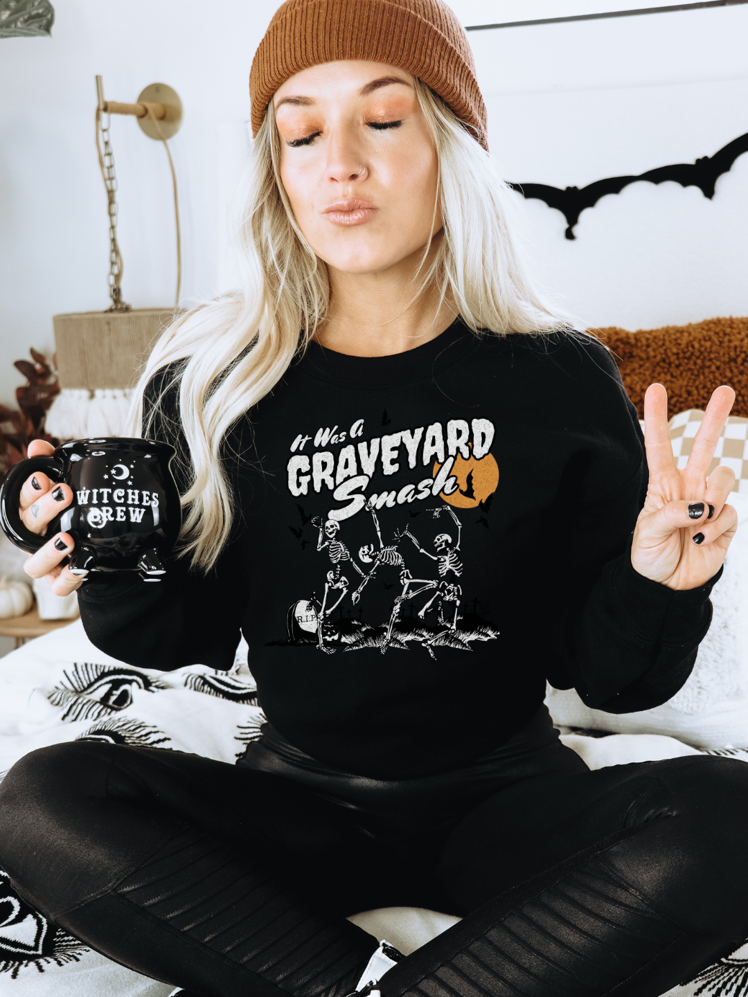 GRAVEYARD SMASH CREWNECK/T-SHIRT