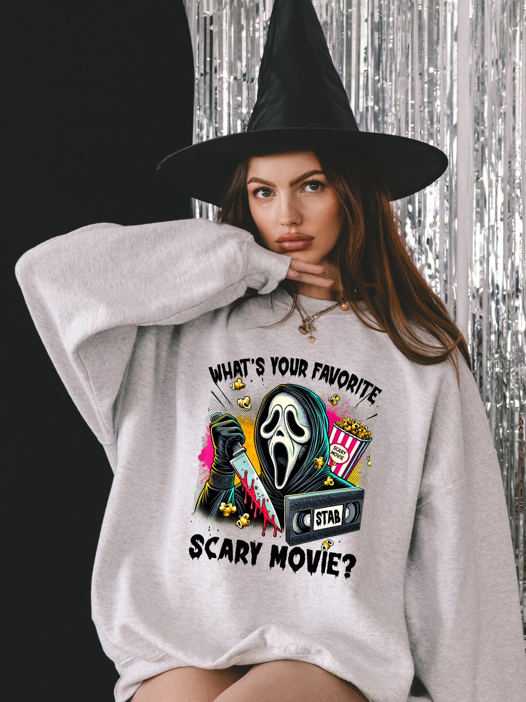 WHAT'S YOUR FAVORITE SCARY MOVIE? CREWNECK/T-SHIRT