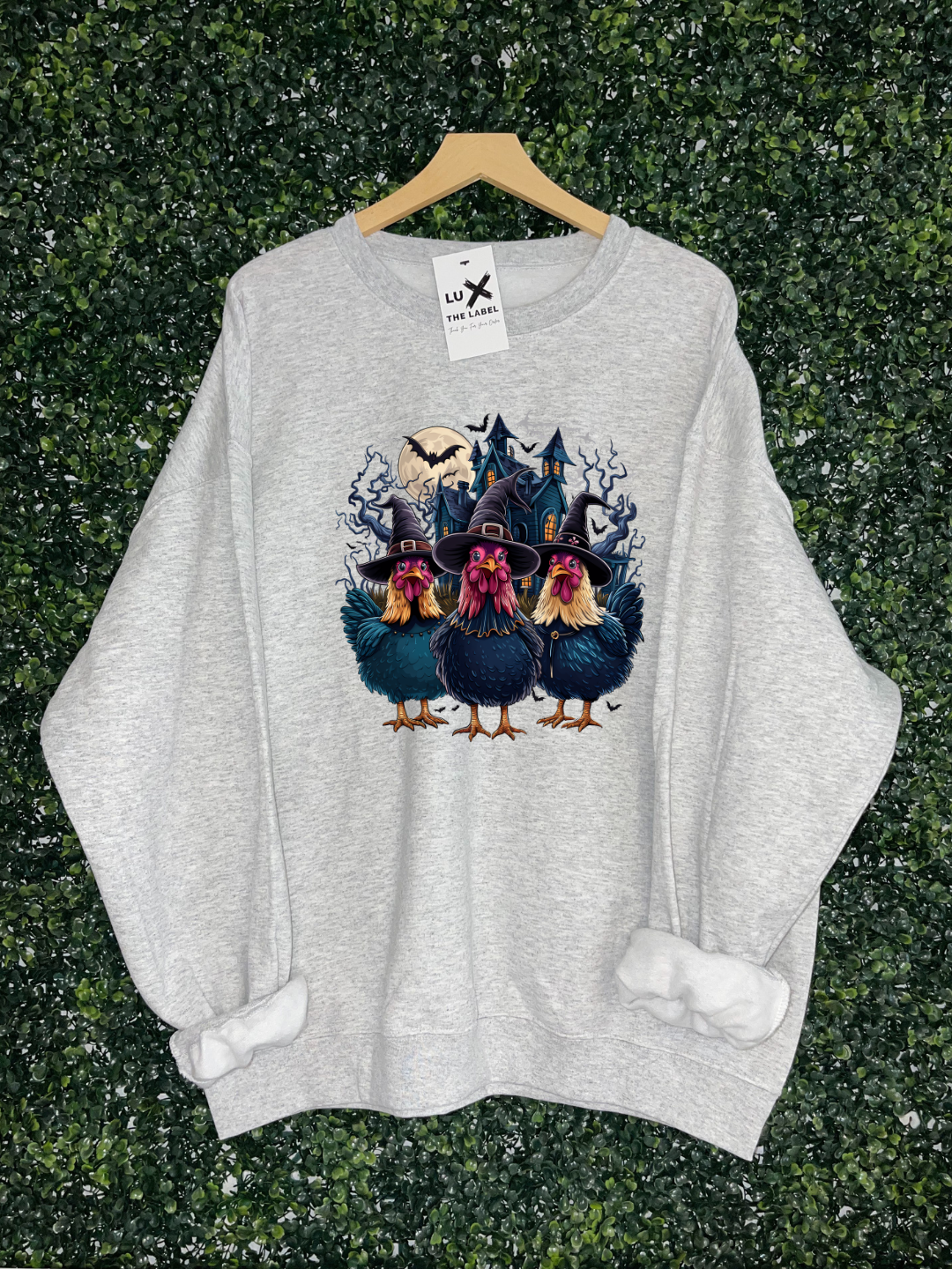 SPOOKY CHICKEN CREWNECK/T-SHIRT