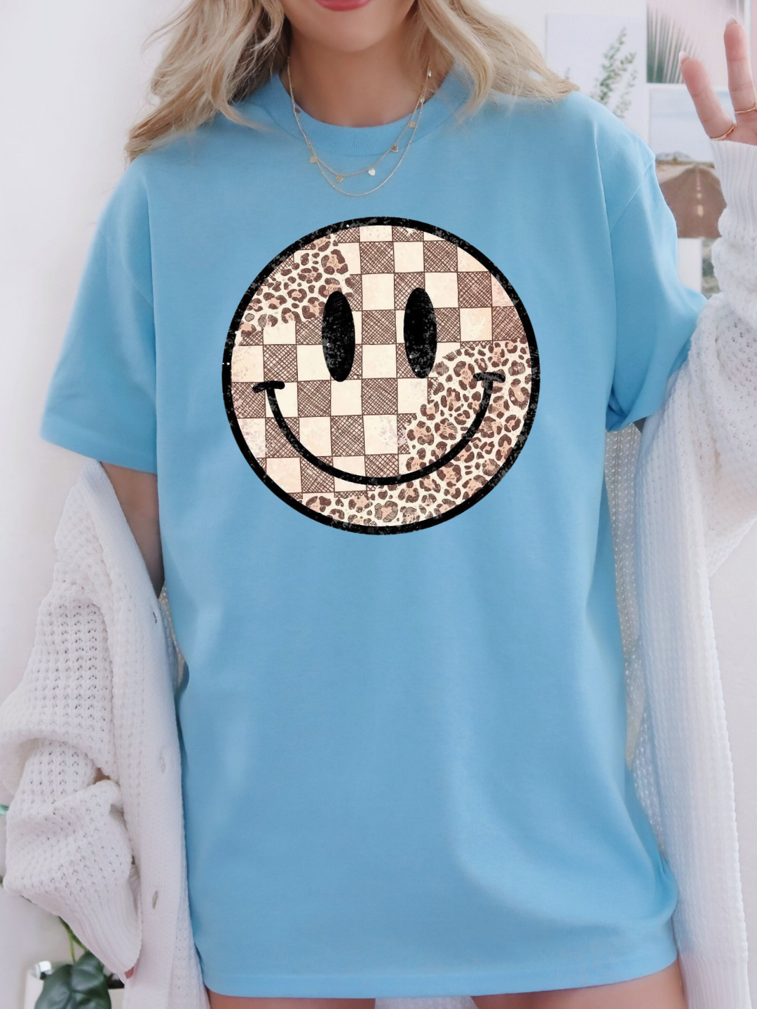CHECKERED CHEETAH SMILEY T-SHIRT