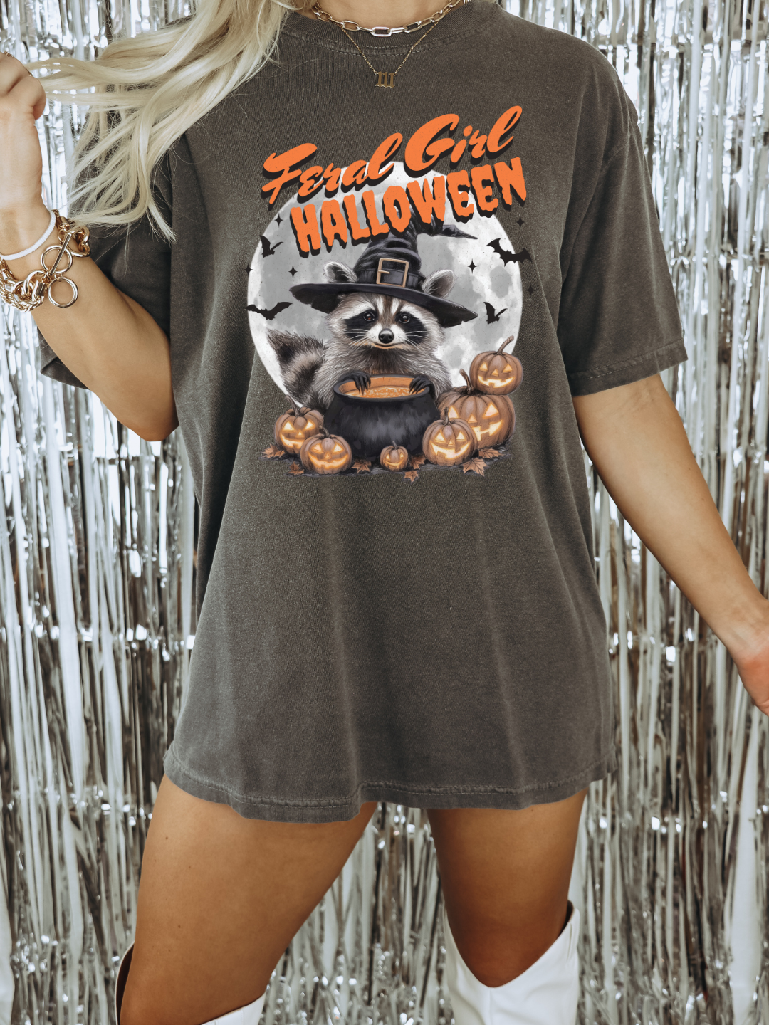 FERAL GIRL HALLOWEEN CREWNECK/T-SHIRT