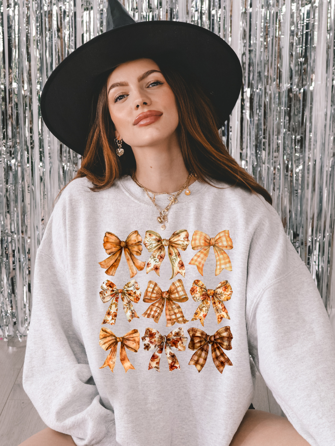 FALL BOWS CREWNECK