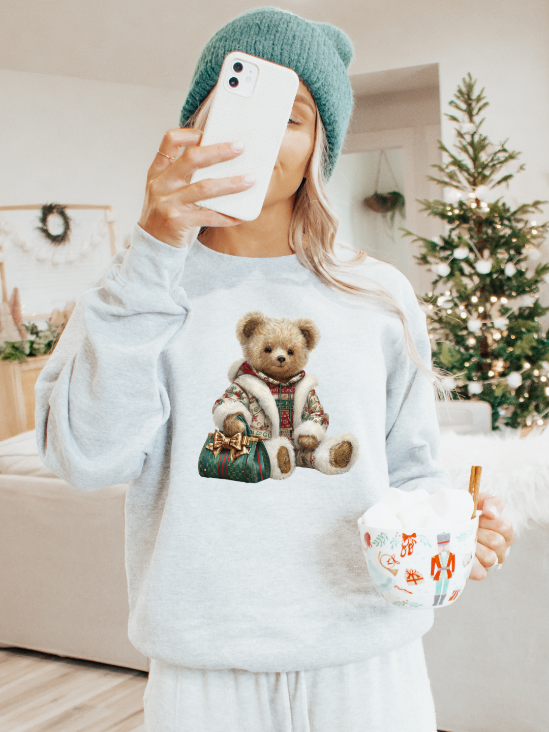 DESIGNER BEAR CREWNECK
