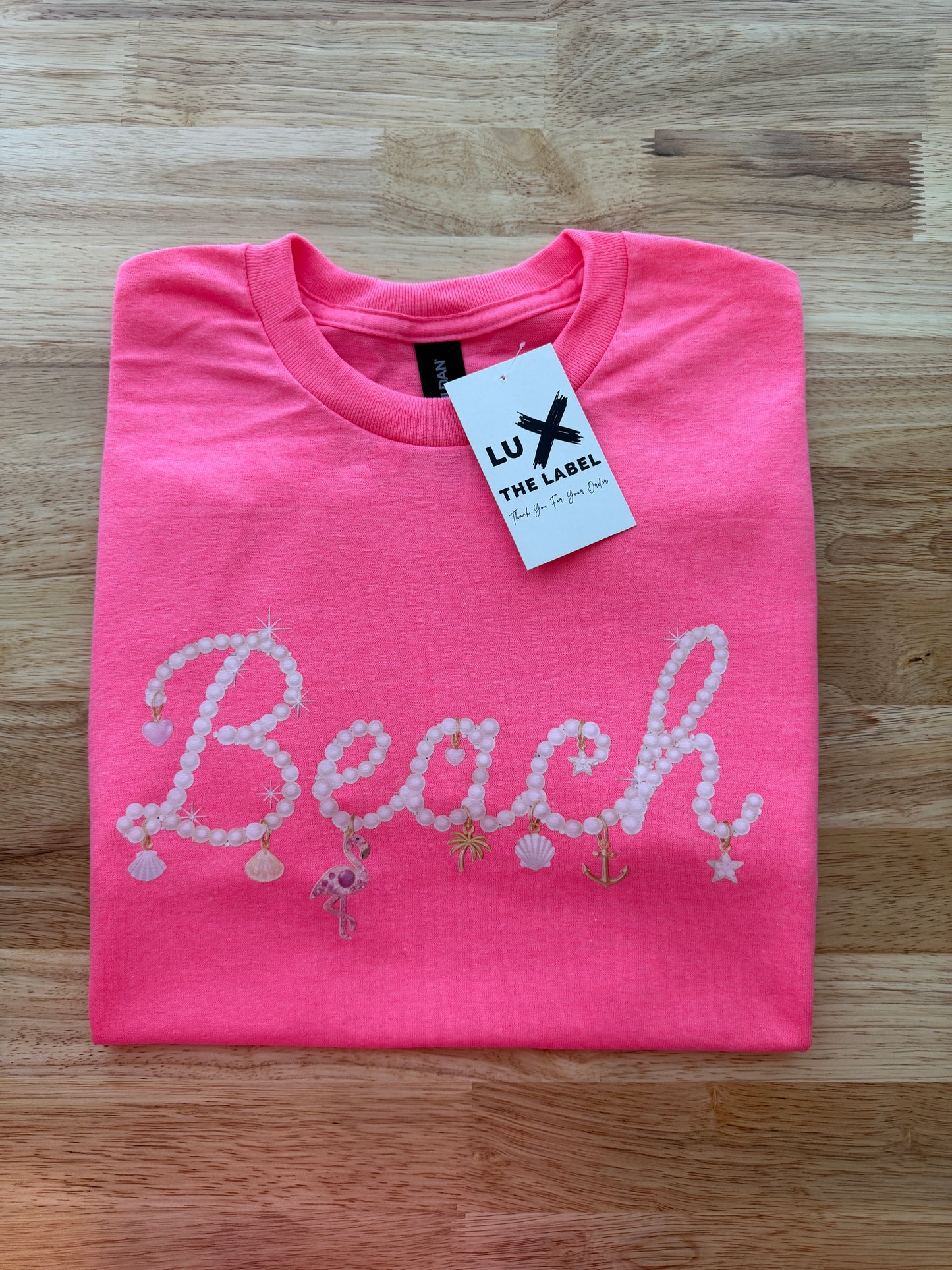 BEACH PEARL CHARMS T-SHIRT