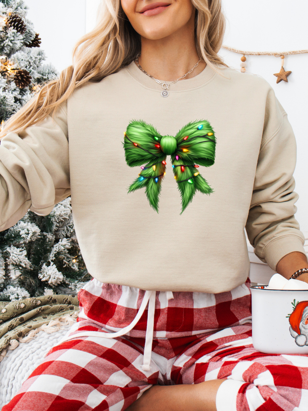 CHRISTMAS LIGHTS BOW CREWNECK