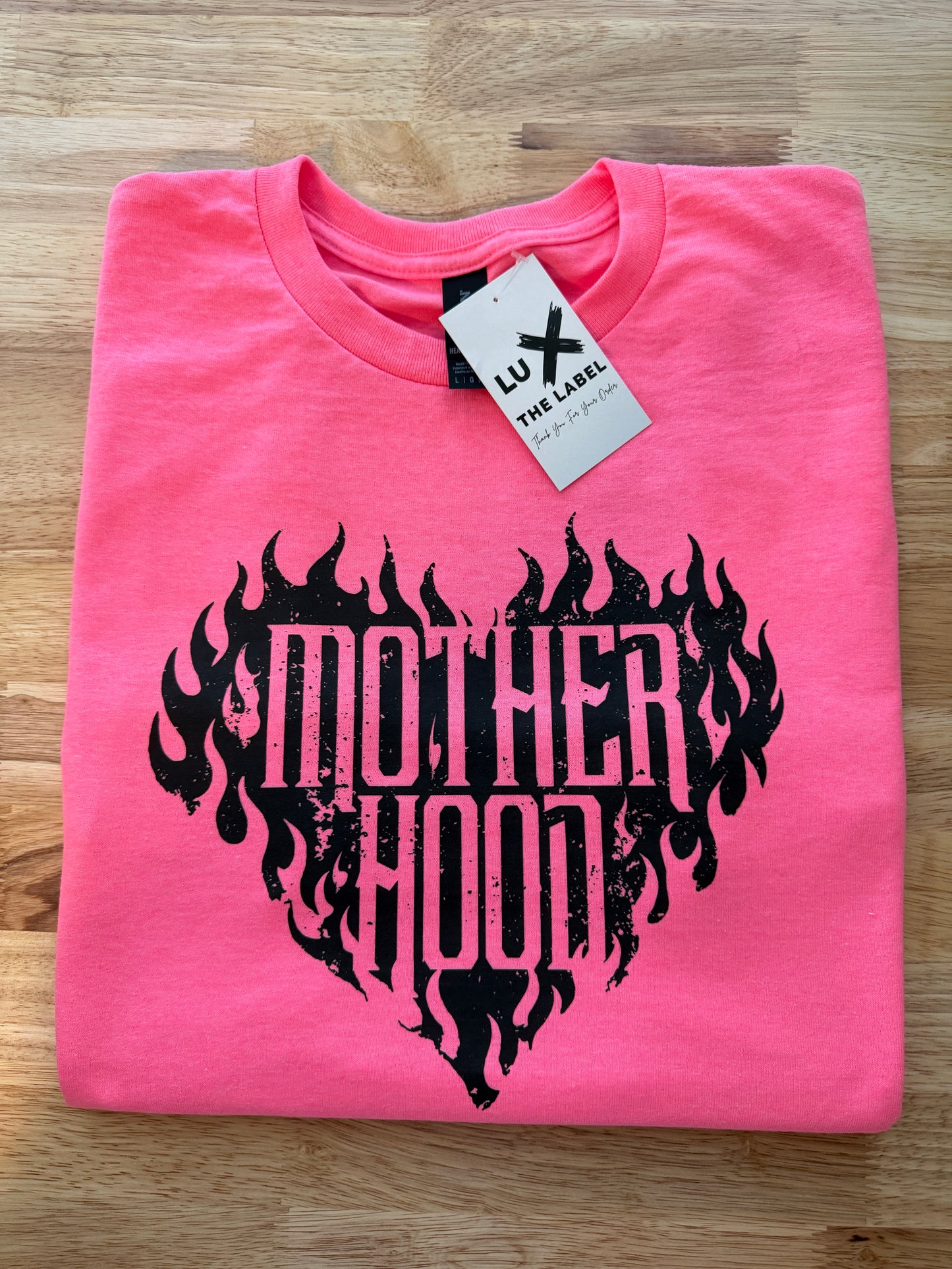 MOTHERHOOD FLAME HEART T-SHIRT