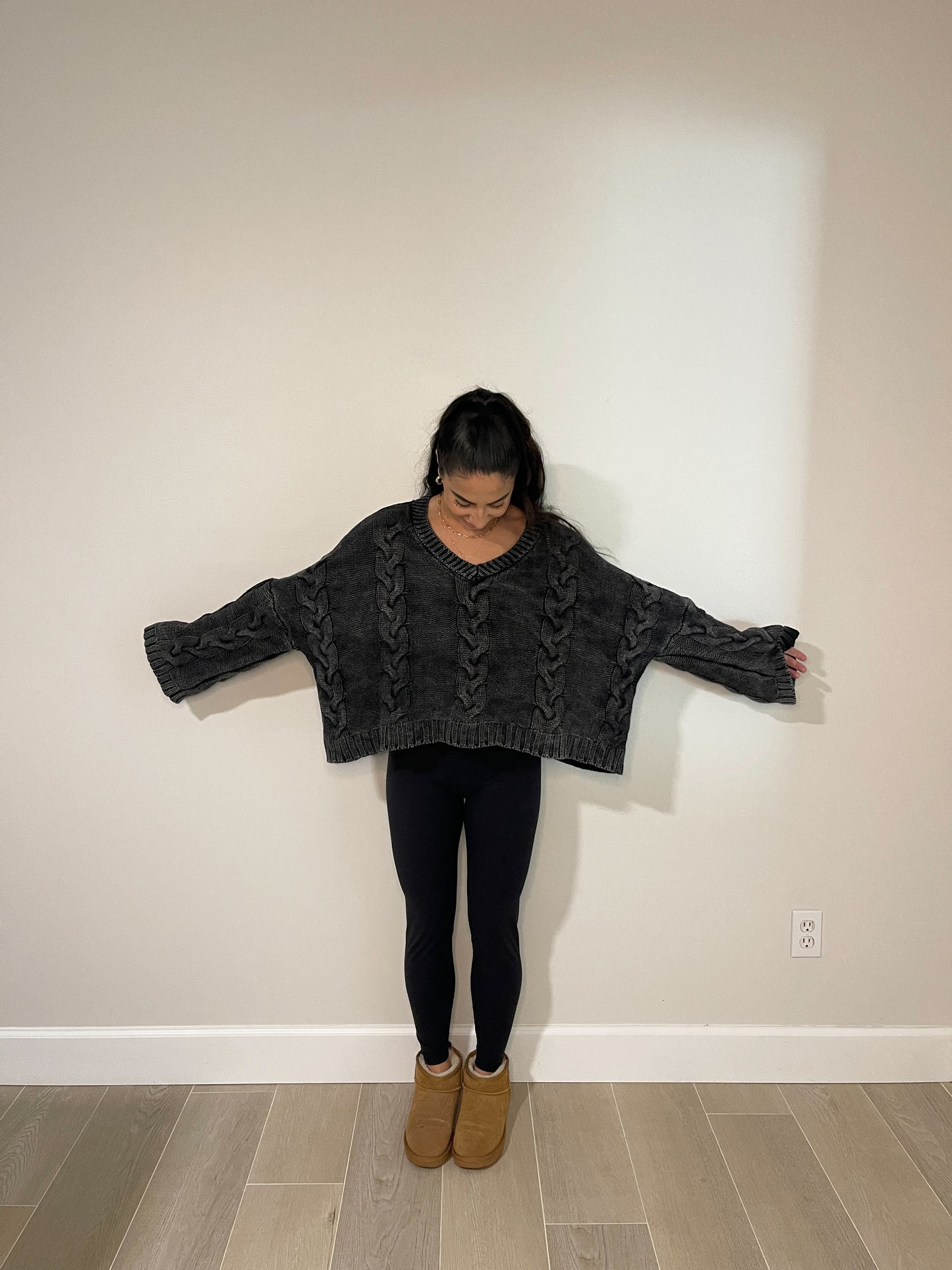 CARMEN CABLE KNIT OVERSIZED SWEATER
