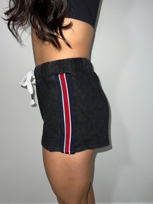 VARSITY SHORTS