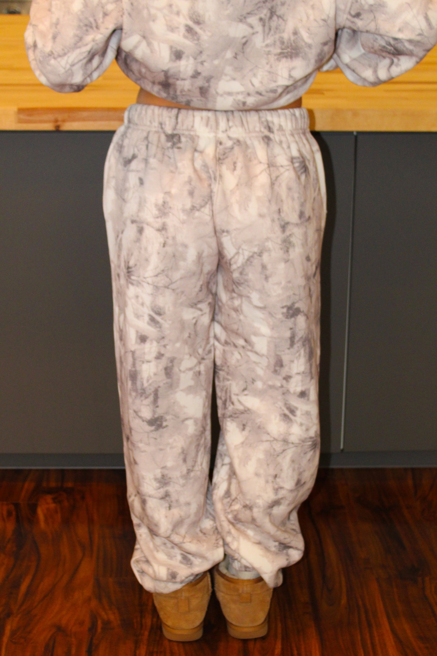 CAMO SWEATPANTS