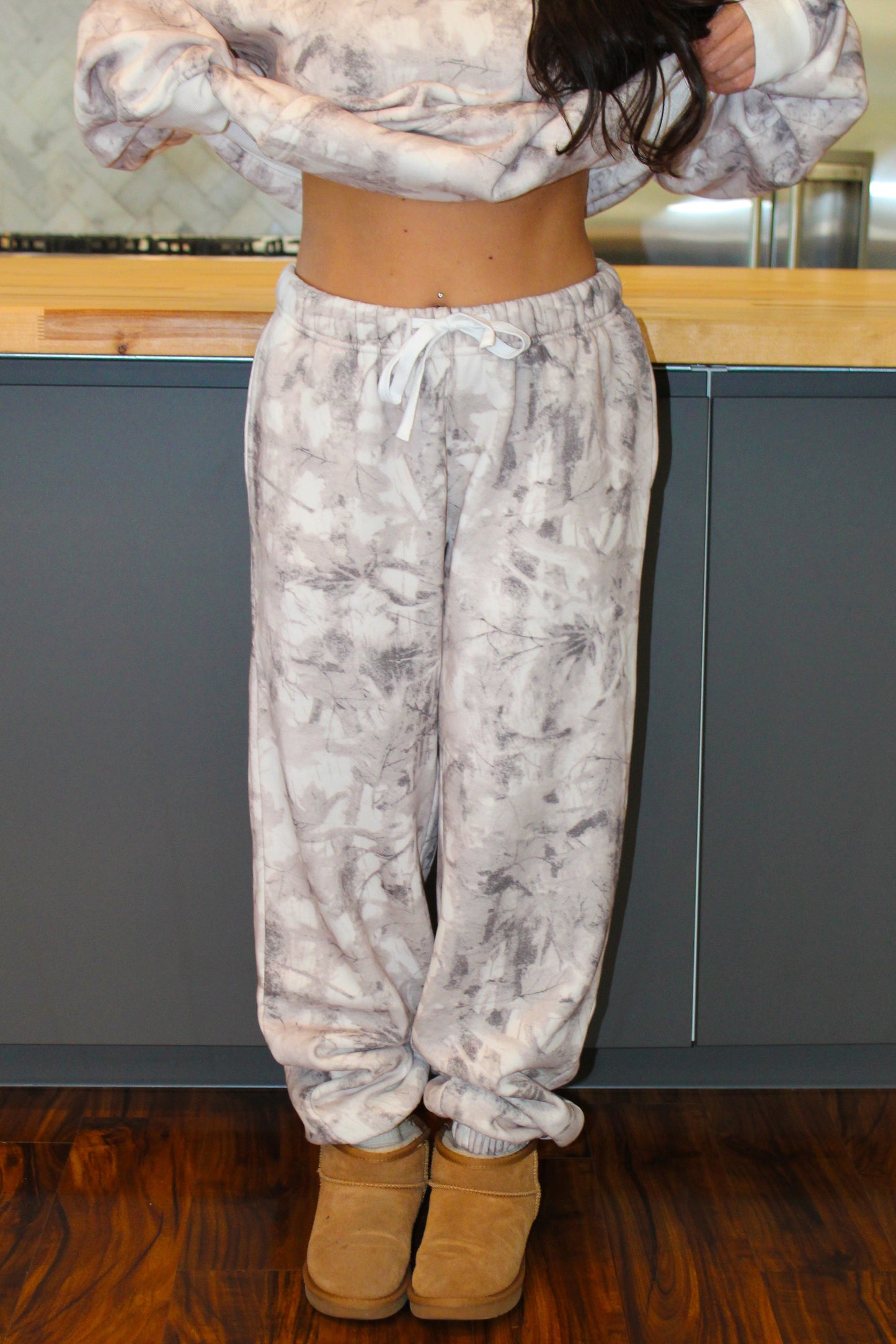 CAMO SWEATPANTS